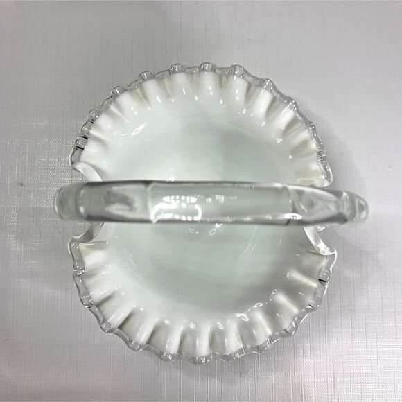 Vintage Fenton Ruffled Brides Basket - Picture 6 of 8
